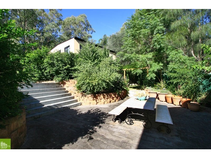 15 Barwon Place, Albion Park NSW 2527