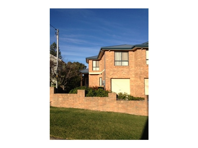 21b Hill Street, Bulli NSW 2516
