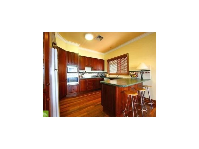 5A Seabreeze Place, Thirroul NSW 2515