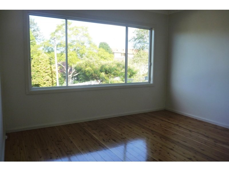 16 Sheppard Street, Wollongong West NSW 2500