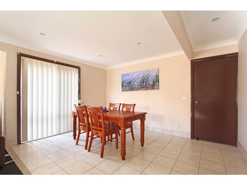 1/10 The Avenue, Corrimal NSW 2518