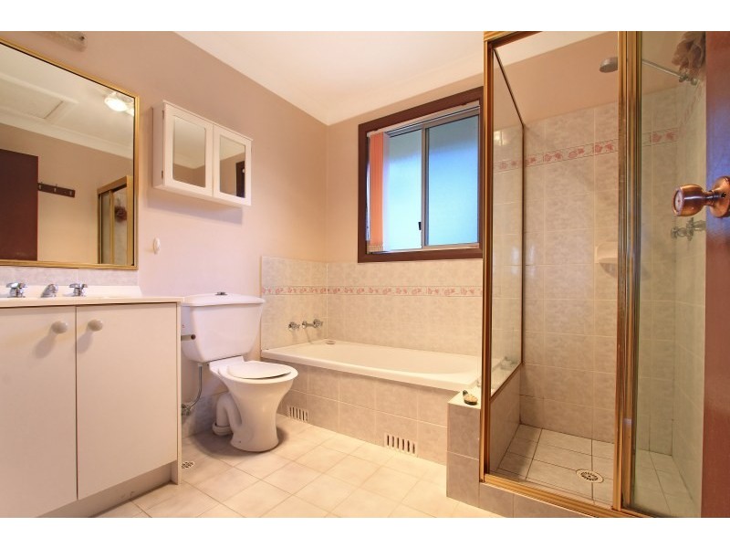 1/10 The Avenue, Corrimal NSW 2518