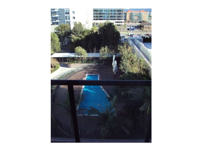 50/4 Bank Street, Wollongong NSW 2500