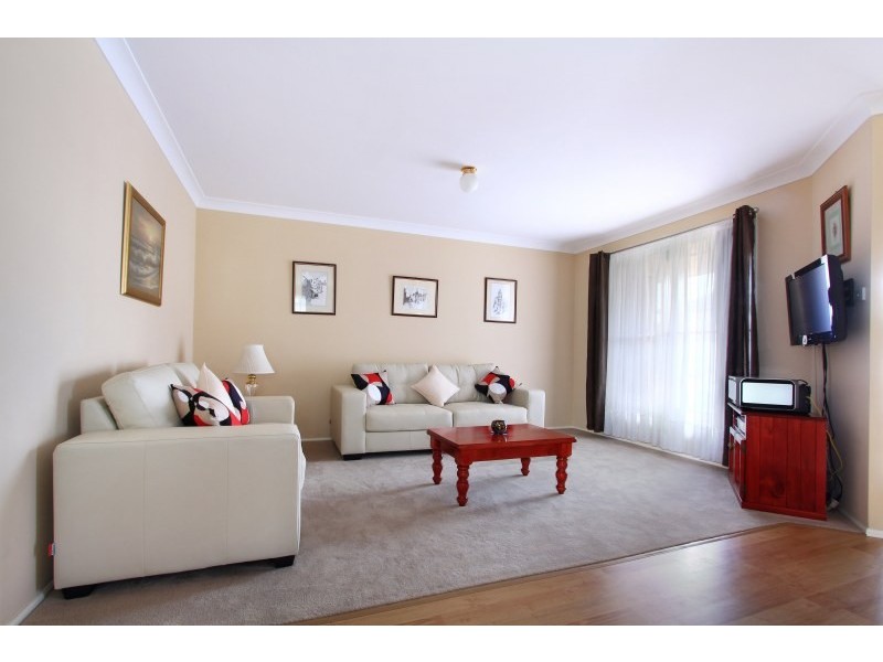 4 Edward Corrigan Close, Woonona NSW 2517
