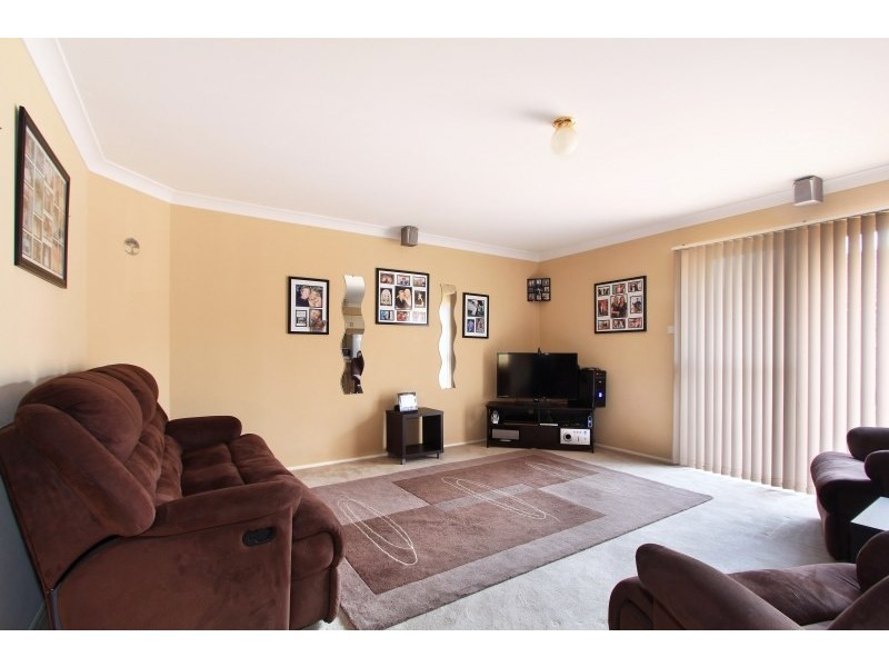 4 Edward Corrigan Close, Woonona NSW 2517