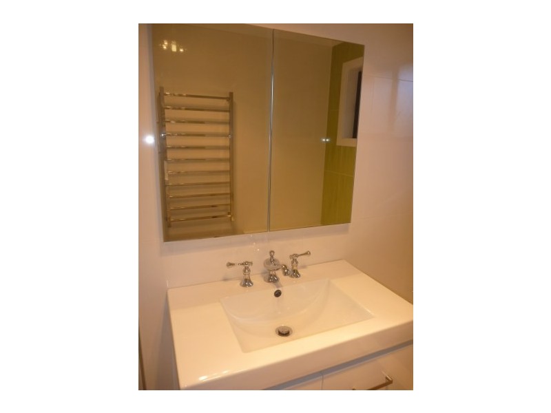 82 Ocean Beach Drive, Shellharbour NSW 2529