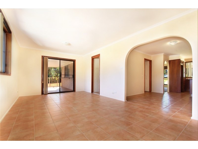 4 Hoad Place, Berkeley NSW 2506