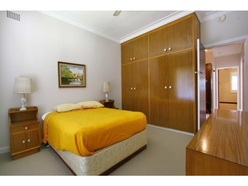 15 Noel Street, Wollongong North NSW 2500