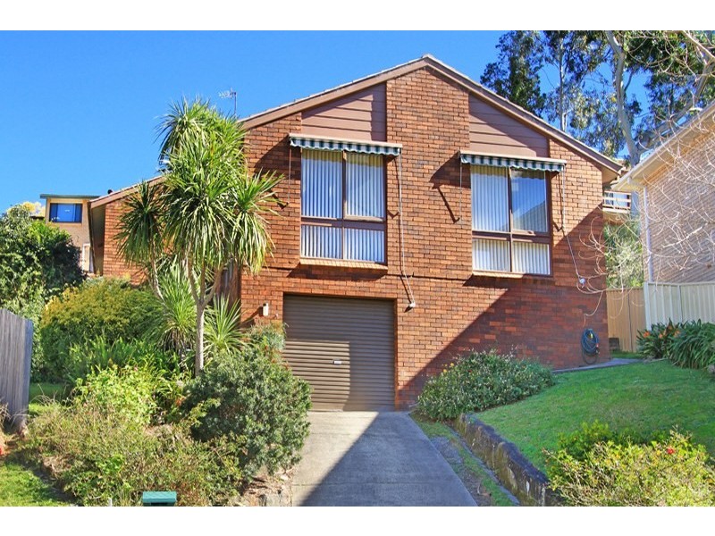 8 Ravenwood Place, Mount Keira NSW 2500