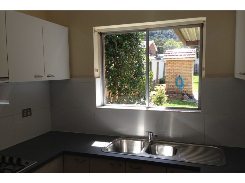 23a Seaview Terrace, Thirroul NSW 2515