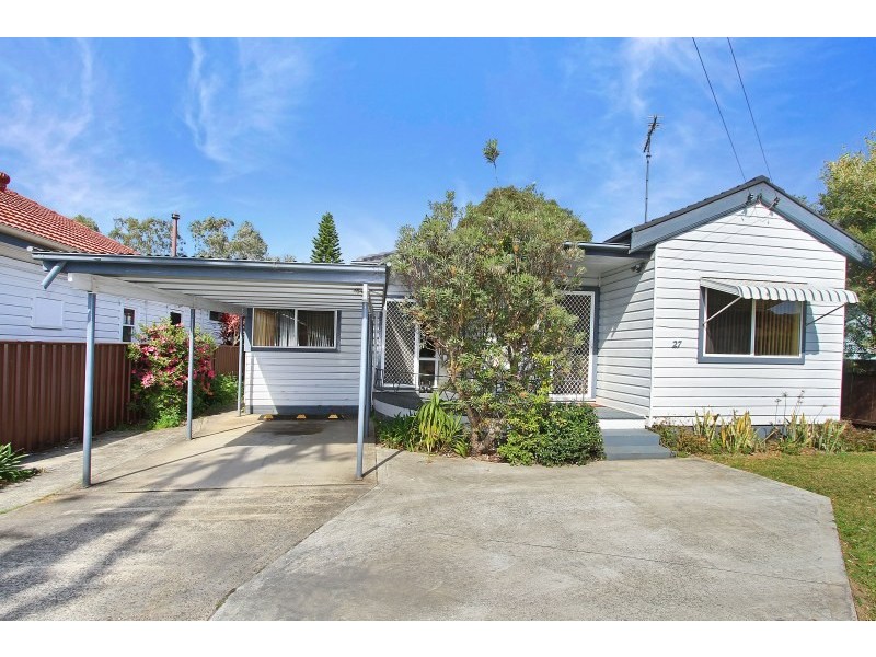27 Porter Street, Wollongong North NSW 2500