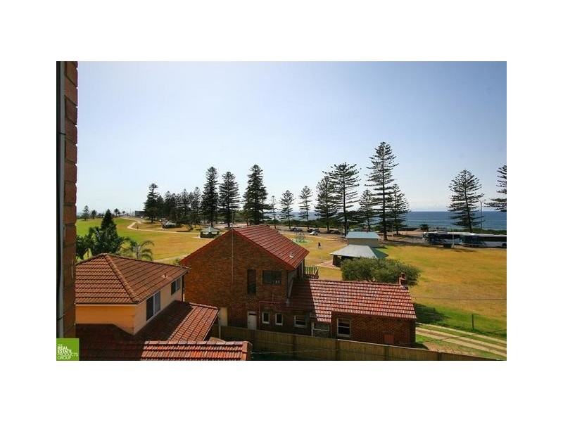 8/6 Parkside Avenue, Wollongong NSW 2500