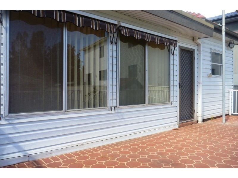 176 Lakeview Parade, Primbee NSW 2502