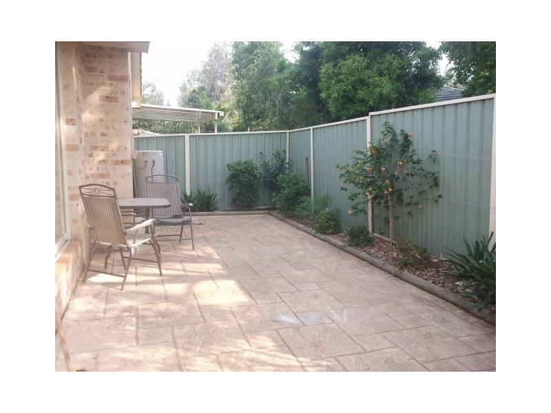 2/52 Daintree Drive, Albion Park NSW 2527