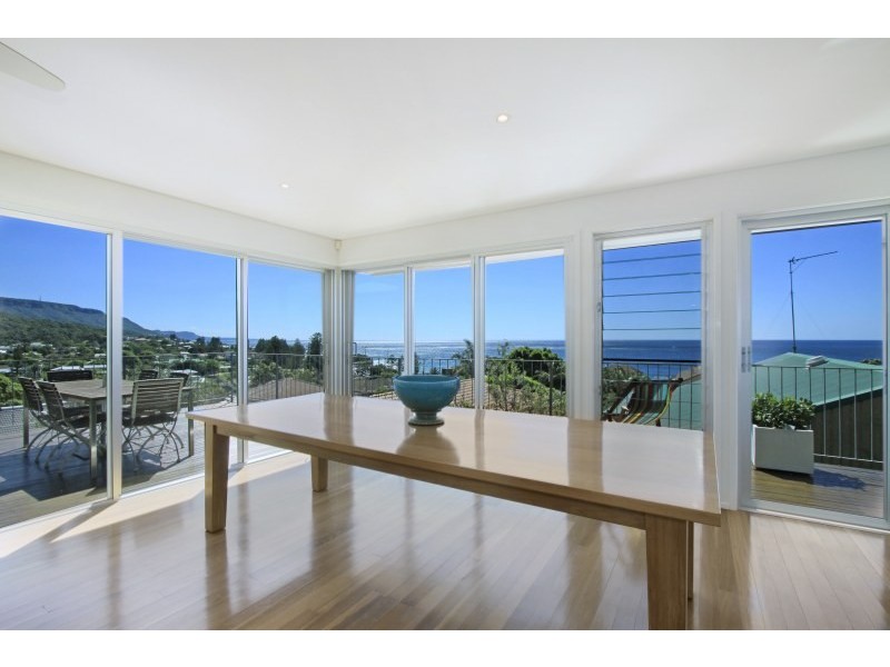 2b Kennedy Road, Austinmer NSW 2515