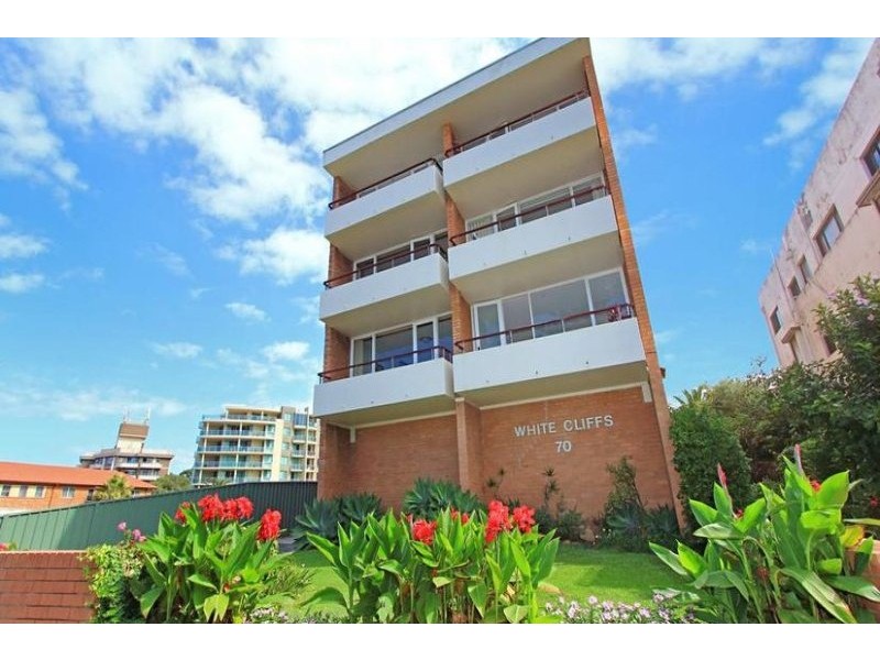 12/70 Cliff Road, Wollongong NSW 2500