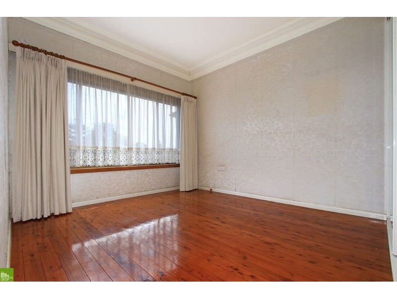 28 Denise Street, Lake Heights NSW 2502