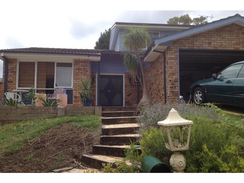 2 Ambleside Avenue, Mount Keira NSW 2500