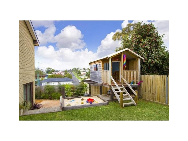 28 Hillcrest Street, Woonona NSW 2517