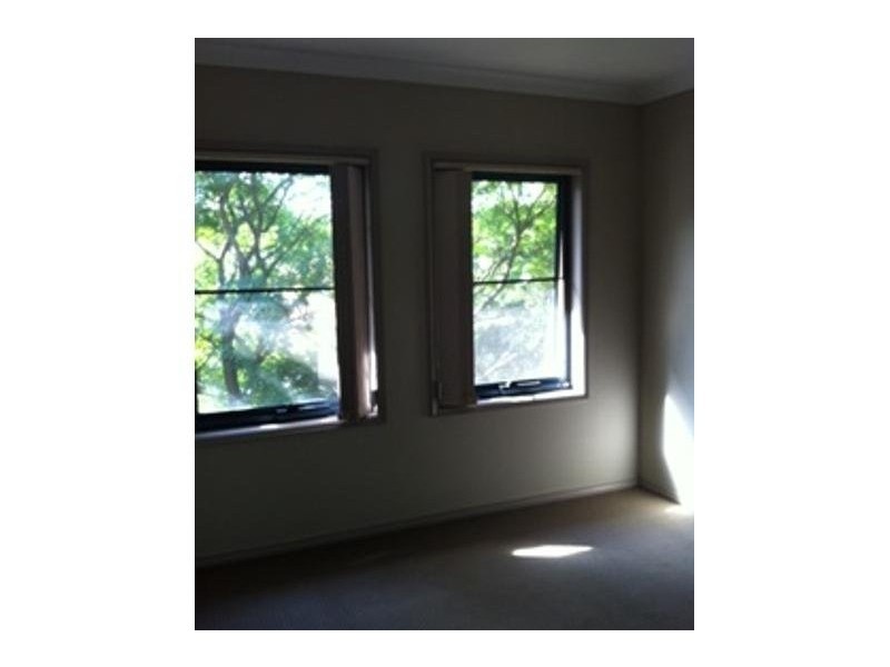 1/2 Foothills Road, Corrimal NSW 2518