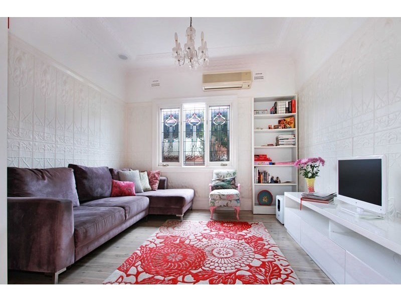 84 Gladstone Avenue, Wollongong NSW 2500