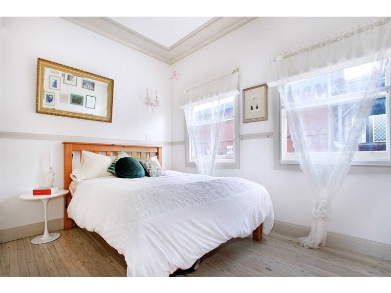 84 Gladstone Avenue, Wollongong NSW 2500