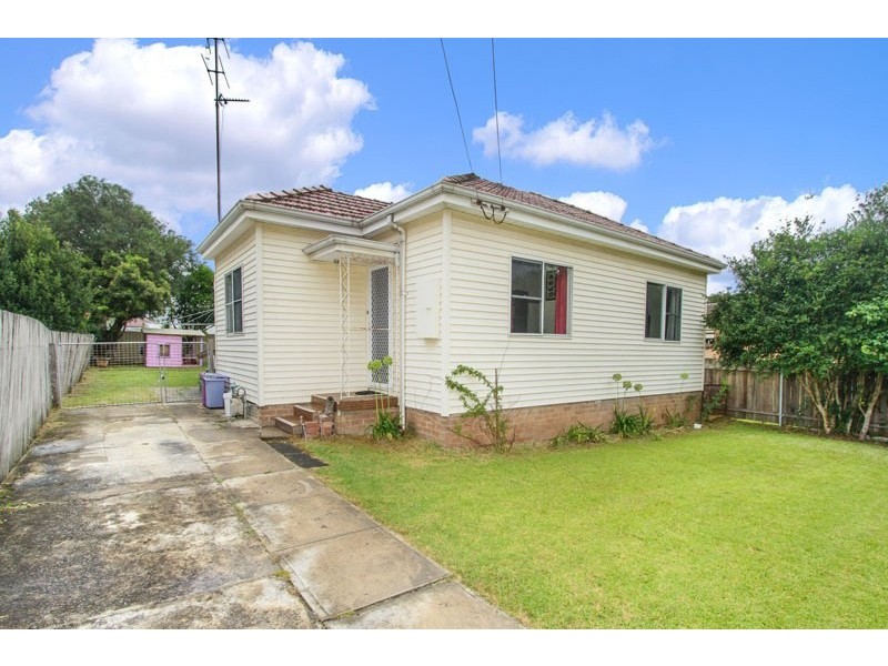 23 Carr Street, Towradgi NSW 2518