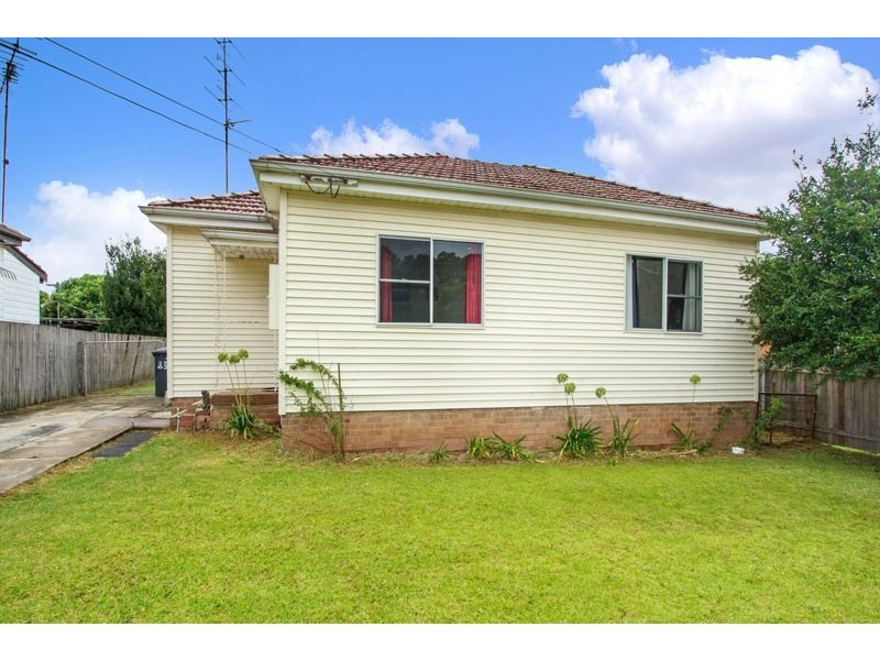23 Carr Street, Towradgi NSW 2518