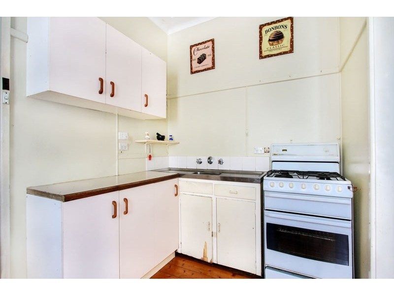 23 Carr Street, Towradgi NSW 2518