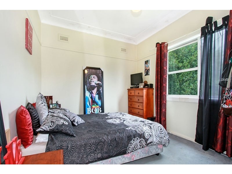 23 Carr Street, Towradgi NSW 2518