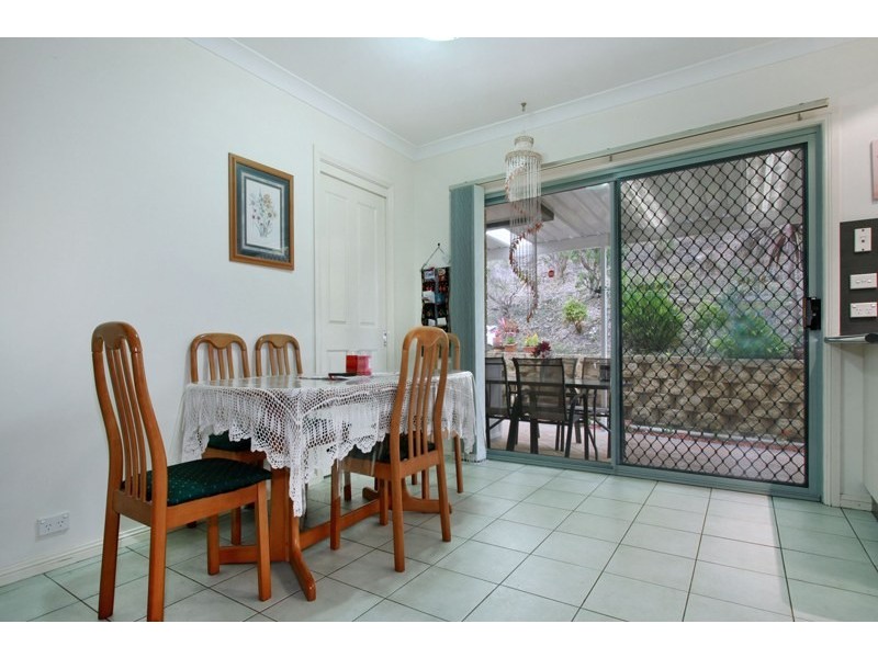 15 Darragh Drive, Figtree NSW 2525