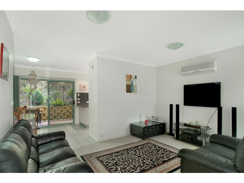 15 Darragh Drive, Figtree NSW 2525