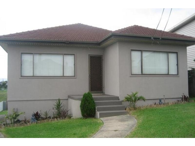 6 Lake Heights Road, Lake Heights NSW 2502