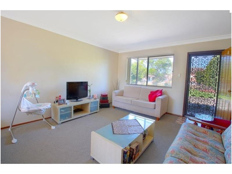 4/96 Central Road, Unanderra NSW 2526