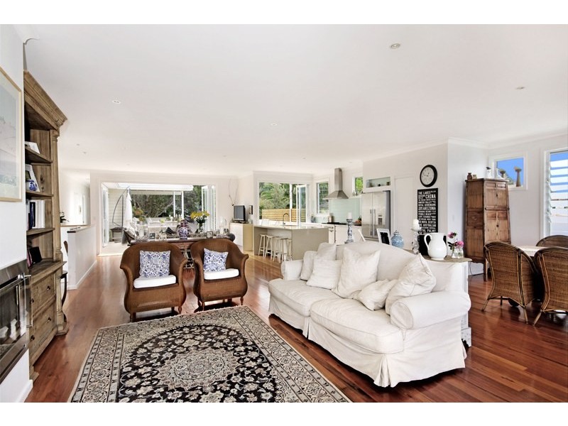 2  Maxwell Road, Austinmer NSW 2515