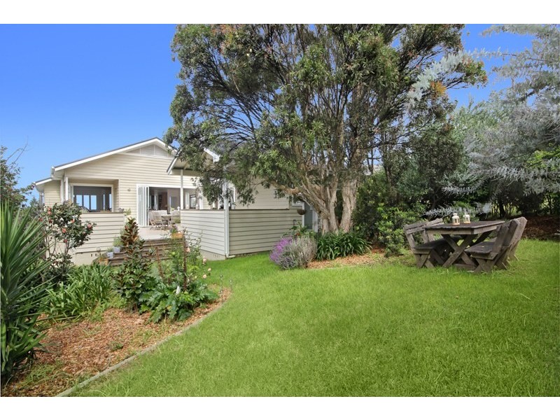 2  Maxwell Road, Austinmer NSW 2515