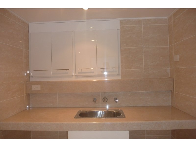 8/42-44 Cliff Road, Wollongong NSW 2500