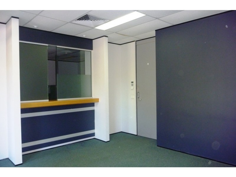 19 – 21 Ralph Black Drive, North Wollongong NSW 2500