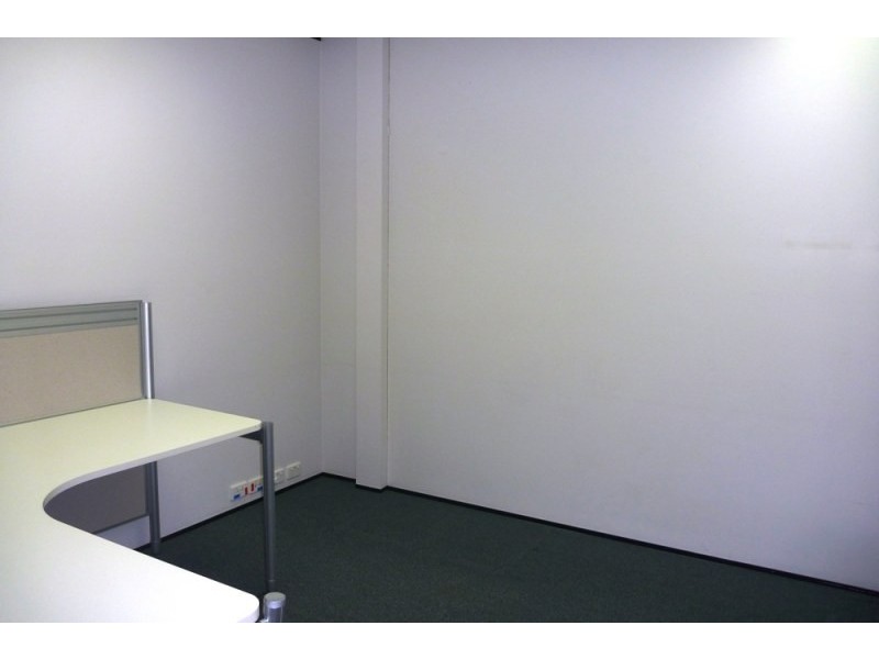 19 – 21 Ralph Black Drive, North Wollongong NSW 2500