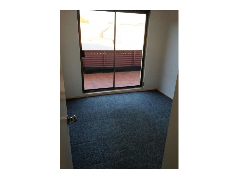 1/9 Mineral Road, Oak Flats NSW 2529