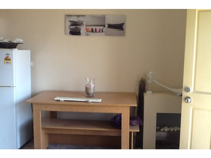 8/6 Parkside Avenue, Wollongong NSW 2500