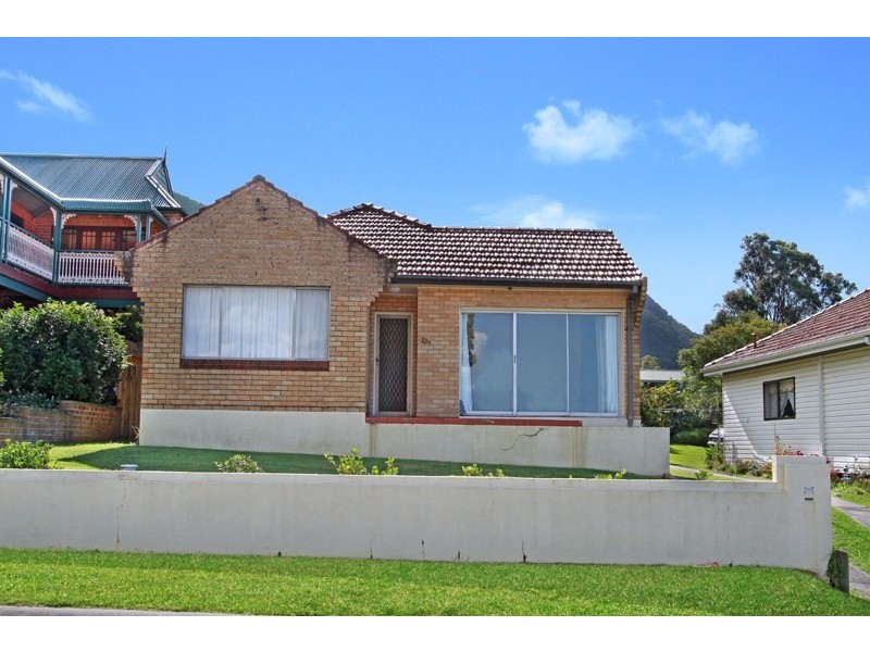 23A Seaview Terrace, Thirroul NSW 2515
