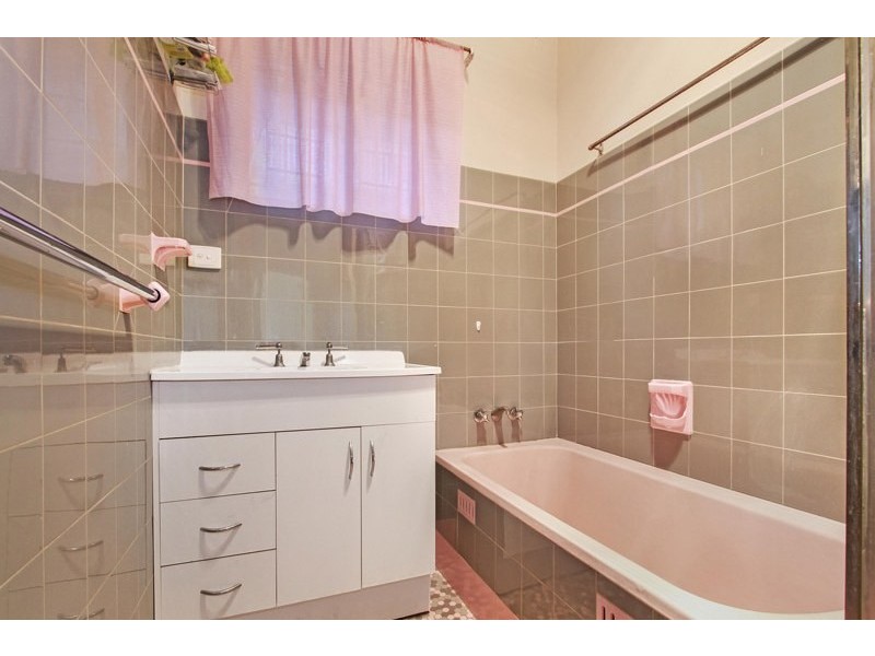 23A Seaview Terrace, Thirroul NSW 2515