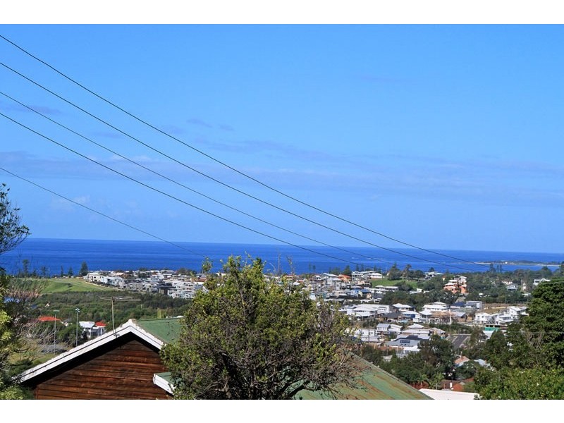 23A Seaview Terrace, Thirroul NSW 2515