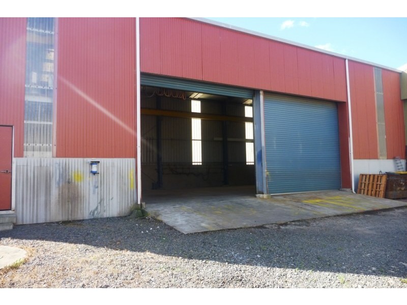 52 Doyle Avenue, Unanderra NSW 2526