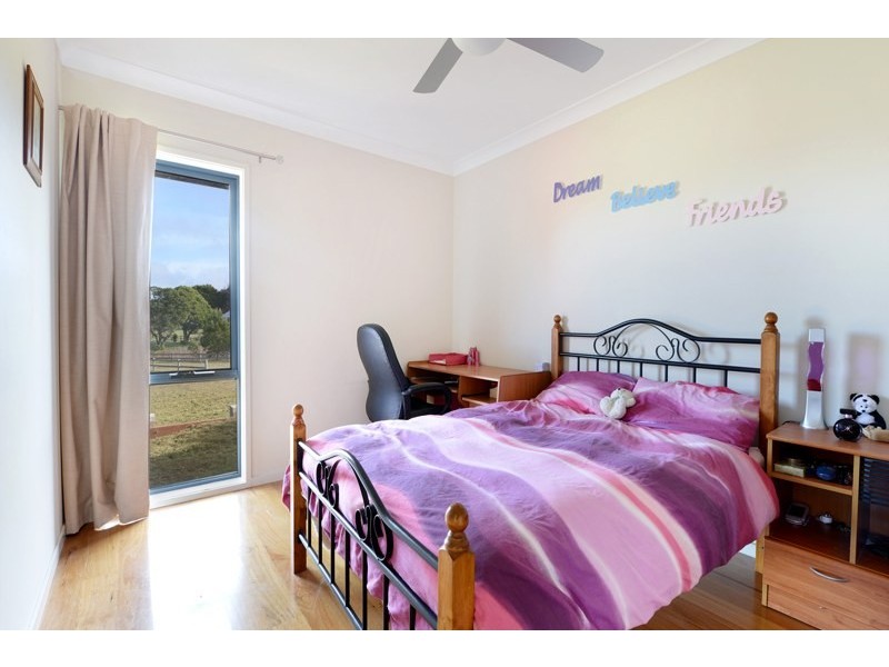 77 High Street, Robertson NSW 2577