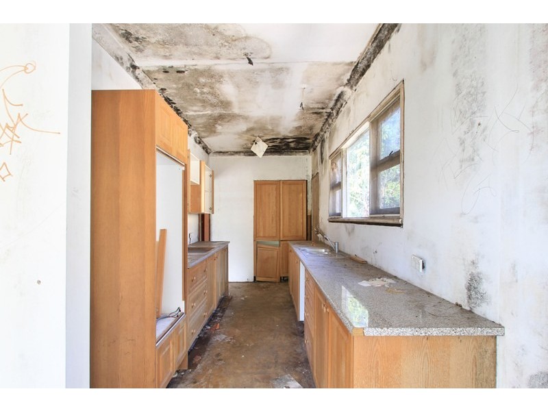 1 Paradise Avenue, Mount Pleasant NSW 2519