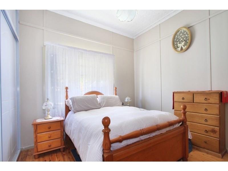 26 Hewitts Avenue, Thirroul NSW 2515
