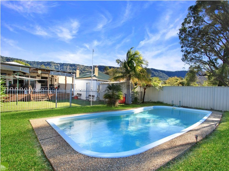 26 Hewitts Avenue, Thirroul NSW 2515