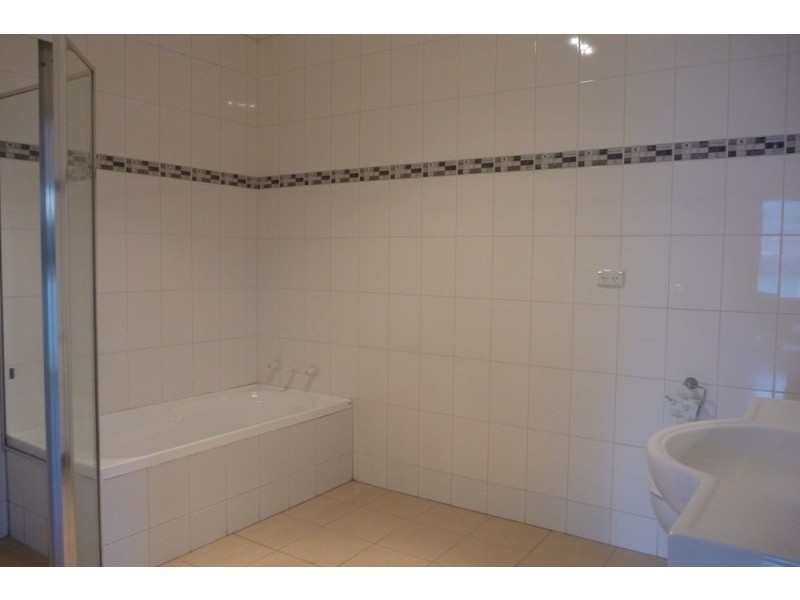8 Porter Street, North Wollongong NSW 2500